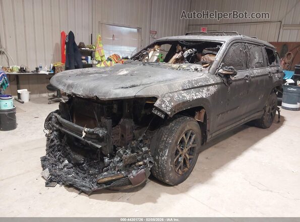 1C4RJKBG6P8876366 2023 JEEP GRAND CHEROKEE L Красный Передняя левая четверть