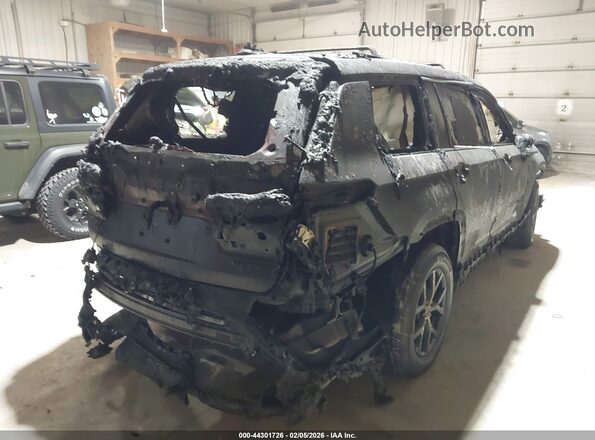 1C4RJKBG6P8876366 2023 JEEP GRAND CHEROKEE L Красный Задняя правая четверть