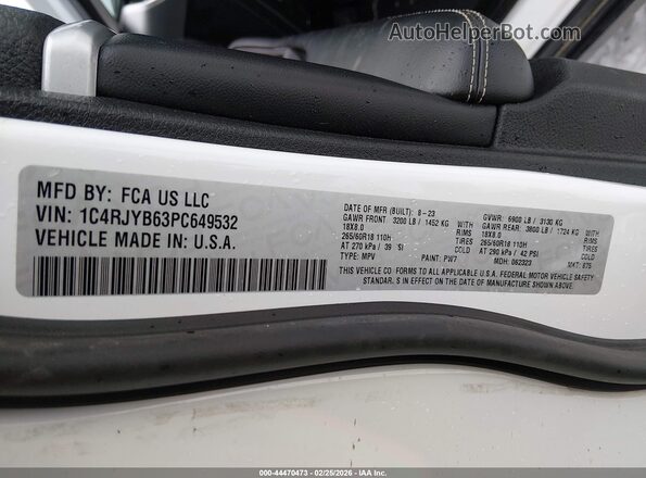 1C4RJYB63PC649532 2023 JEEP GRAND CHEROKEE 4XE Белый Вид подкапотного пространства