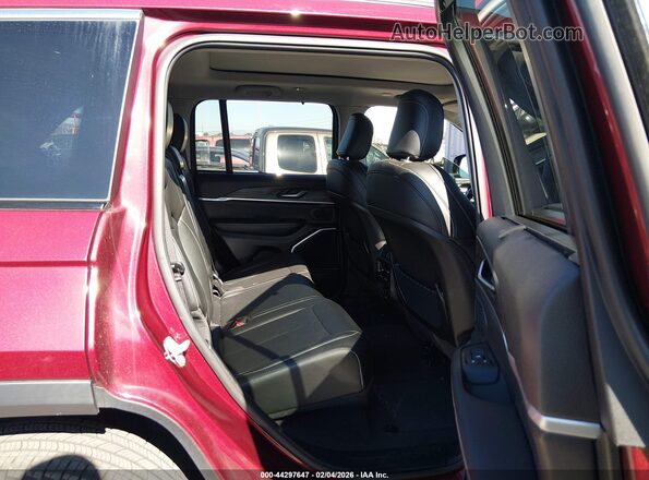 1C4RJYB69PC612131 2023 JEEP GRAND CHEROKEE 4XE Red Vista de la etiqueta del VIN