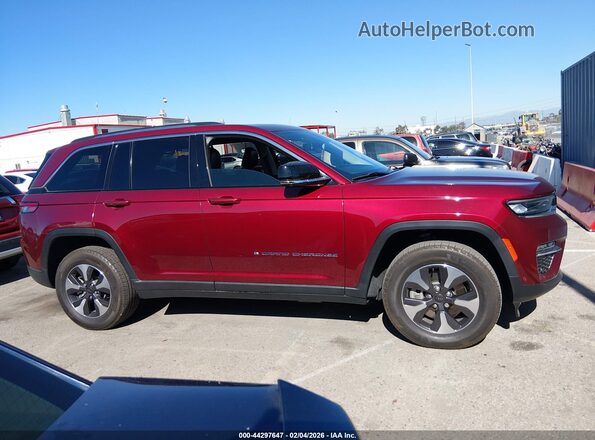 1C4RJYB69PC612131 2023 JEEP GRAND CHEROKEE 4XE Red Vista interior trasera