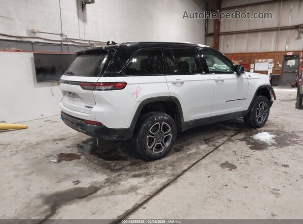 1C4RJYC65P8807631 2023 JEEP GRAND CHEROKEE 4XE Белый Задняя правая четверть