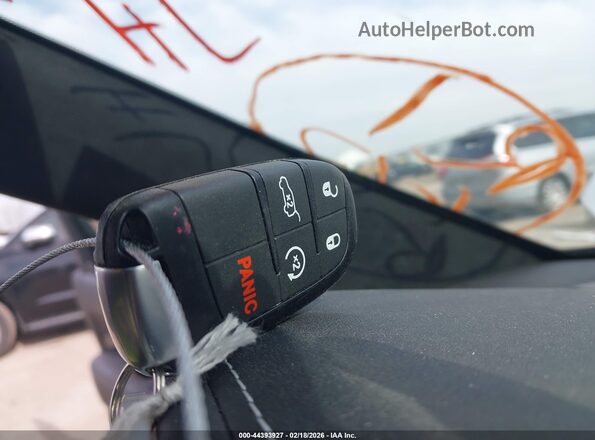 1C4SDJGJ8RC220595 2024 DODGE DURANGO Белый Вид панели приборов