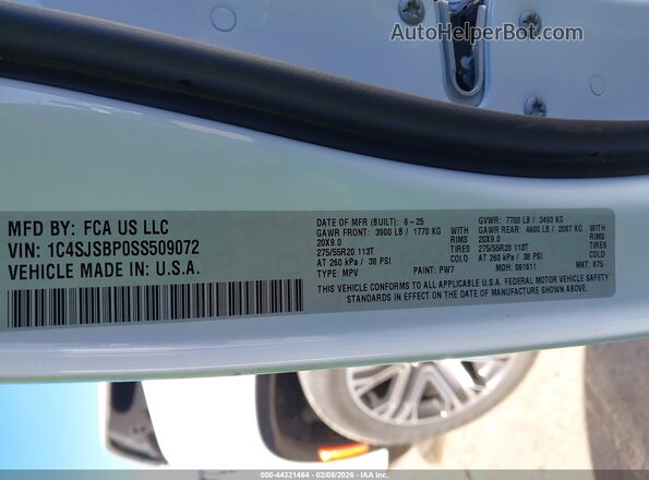 1C4SJSBP0SS509072 2025 JEEP WAGONEER L Белый Вид подкапотного пространства