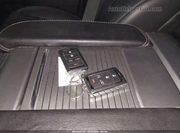 1C4SJSBP9PS558830 2023 JEEP WAGONEER L Черный Вид панели приборов