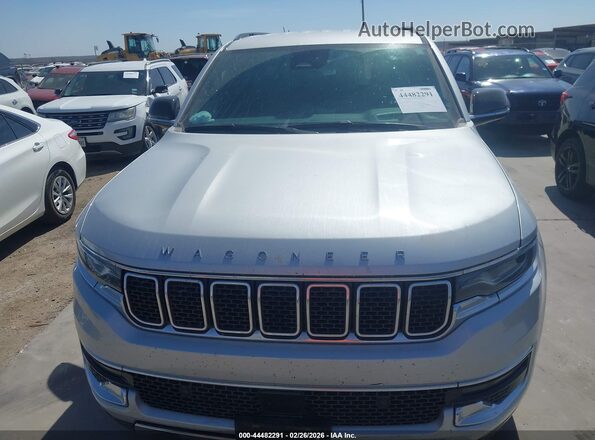 1C4SJSDPXPS540740 2023 JEEP WAGONEER L Silver Vista interior trasera