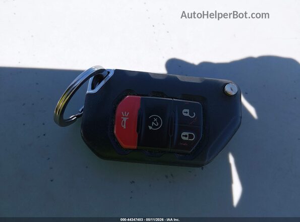 1C6HJTAG7LL173697 2020 JEEP GLADIATOR Желто-коричневый Вид панели приборов