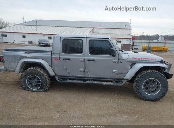 1C6HJTFG5LL138360 2020 JEEP GLADIATOR Серебряный Вид задней части салона