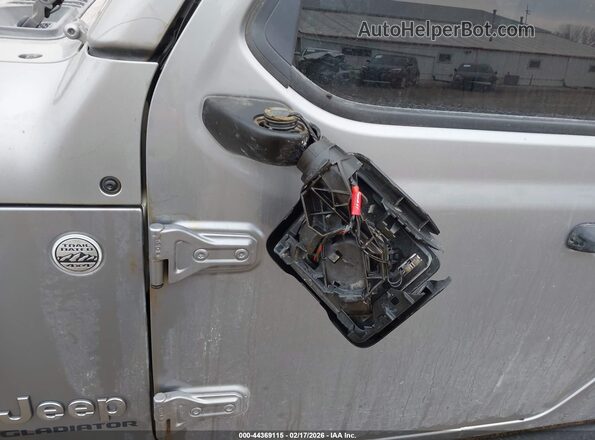 1C6HJTFG5LL138360 2020 JEEP GLADIATOR Серебряный 