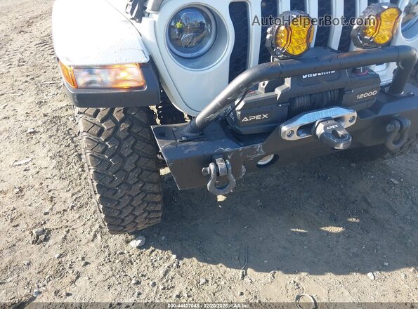 1C6HJTFG8ML541105 2021 JEEP GLADIATOR Белый Вид спереди