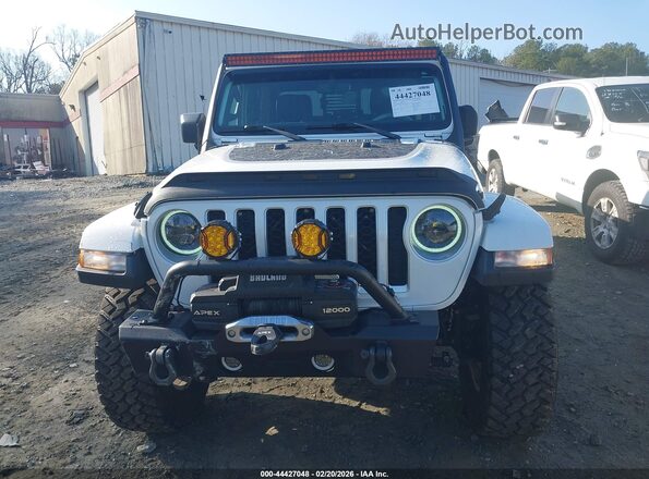 1C6HJTFG8ML541105 2021 JEEP GLADIATOR Белый Вид щитка приборов