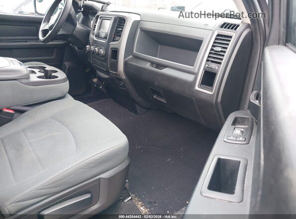 1C6RR6FT4GS293005 2016 RAM 1500 Серый Вид салона спереди