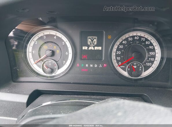 1C6RR6FT4GS293005 2016 RAM 1500 Серый Вид задних сидений