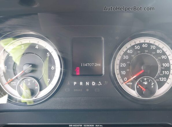 1C6RR6TT6LS124232 2020 RAM 1500 CLASSIC Silver უკანა სავარძლების ხედი