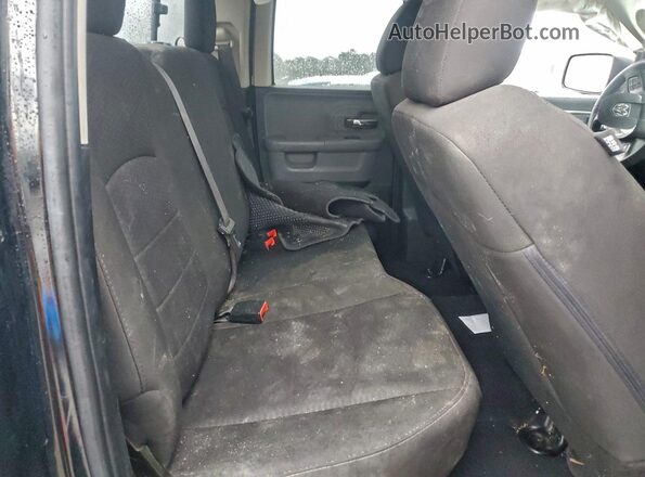 1C6RR7GG0LS109714 2020 RAM 1500 Black Widok tylnych siedzeń