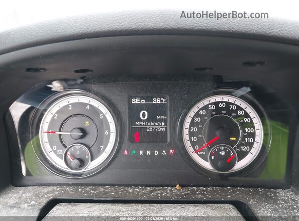 1C6RR7KG2PS555652 2023 RAM 1500 CLASSIC Серый 