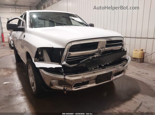 1C6RR7LT2JS258366 2018 RAM 1500 White წინა ხედი