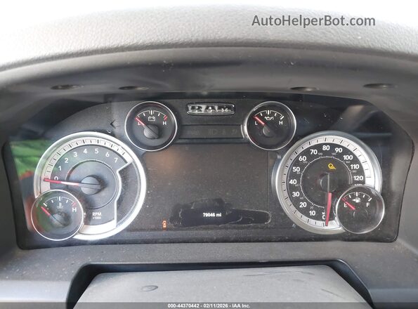 1C6RR7LT4KS620862 2019 RAM 1500 CLASSIC Серый Вид задних сидений