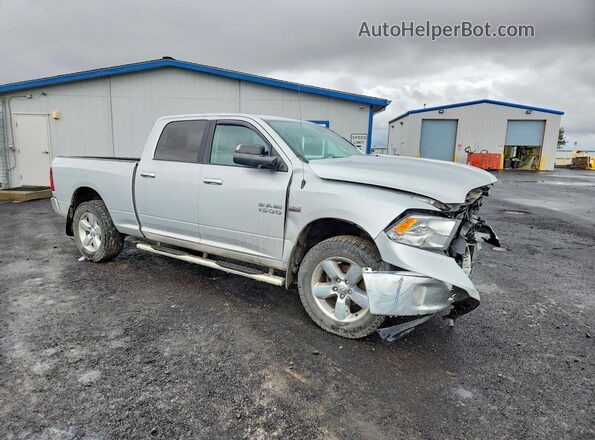 1C6RR7TT8HS852986 2017 RAM 1500 Серебряный Передняя правая четверть
