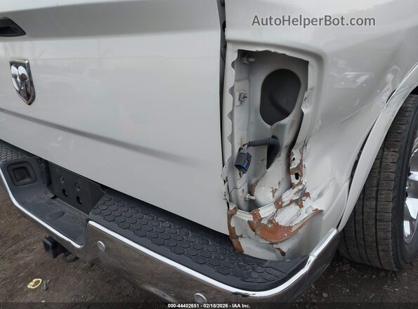 1C6RR7VT6HS691471 2017 RAM 1500 Белый 