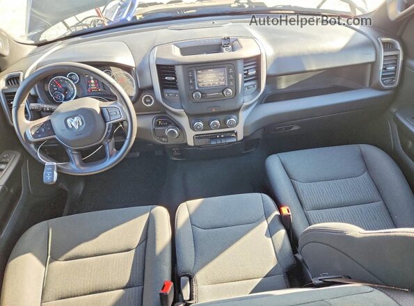 1C6RRECT5RN128581 2024 RAM 1500 Черный Вид панели приборов