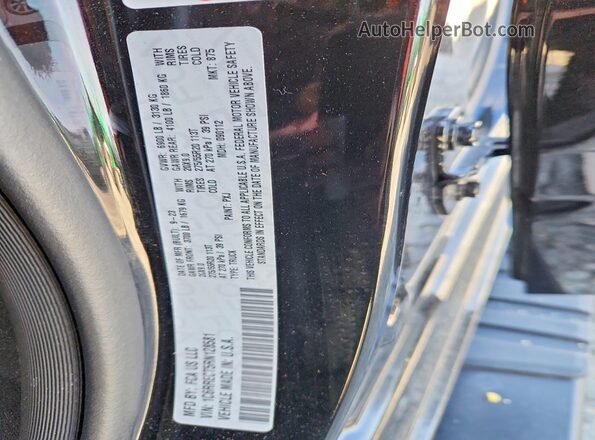 1C6RRECT5RN128581 2024 RAM 1500 Черный Вид подкапотного пространства