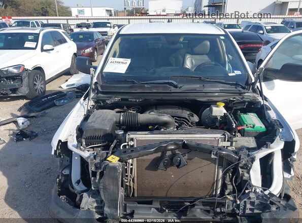 1C6RRECT6LN250941 2020 RAM 1500 Белый Вид сзади