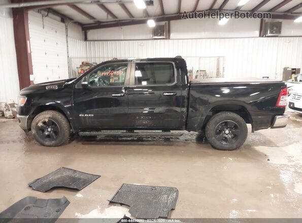 1C6RRFFG2KN722944 2019 RAM 1500 Черный Панорамный вид салона 360°