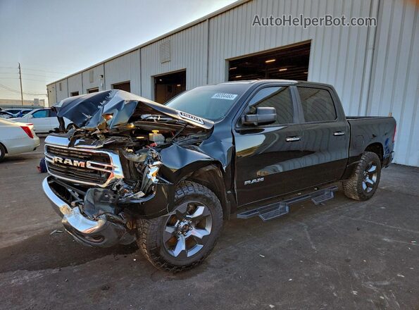 1C6RRFFG9KN847147 2019 RAM 1500 Black Vista tres cuartos delantera izquierda