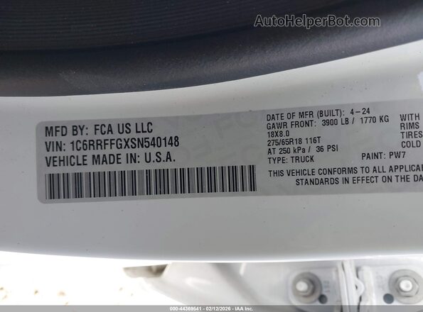 1C6RRFFGXSN540148 2025 RAM 1500 Белый Вид подкапотного пространства