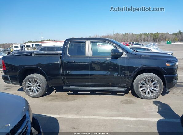 1C6SRFBP2SN502906 2025 RAM 1500 Черный Вид задней части салона