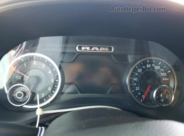 1C6SRFBT5MN796088 2021 RAM 1500 Черный Вид задних сидений