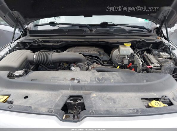 1C6SRFFT5LN208375 2020 RAM 1500 Серый Вид сзади