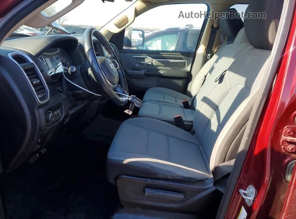 1C6SRFFTXKN892385 2019 RAM 1500 Red Vista interior delantera