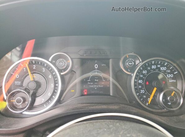 1C6SRFGT2KN774166 2019 RAM 1500 Blue Widok zestawu wskaźników