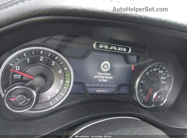1C6SRFJTXKN807486 2019 RAM 1500 Черный Вид задних сидений