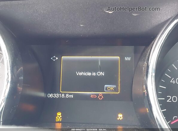 1FA6P8AM6H5322586 2017 FORD MUSTANG Красный 