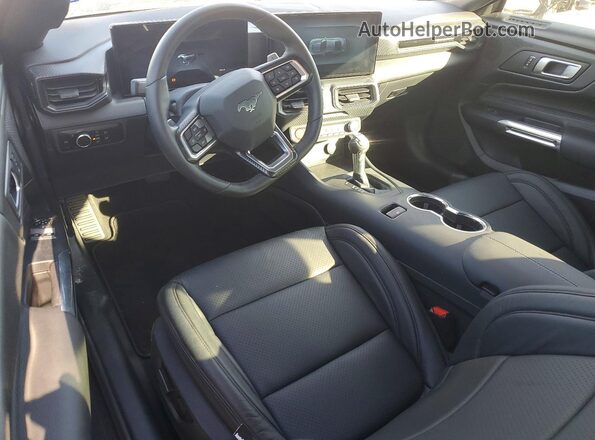 1FA6P8CF0S5405064 2025 FORD MUSTANG Белый Вид панели приборов
