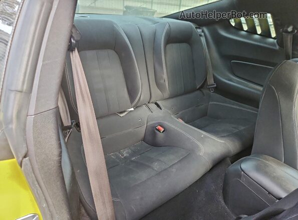 1FA6P8CF3M5113105 2021 FORD MUSTANG Желтый Вид задних сидений