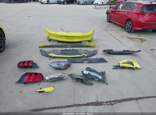 1FA6P8CF3M5116618 2021 FORD MUSTANG Yellow Vista del cuadro de instrumentos