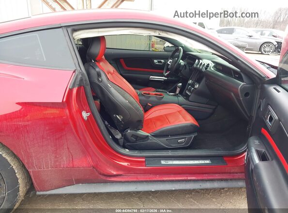 1FA6P8CF5J5178176 2018 FORD MUSTANG Темно-бордовый Вид салона спереди