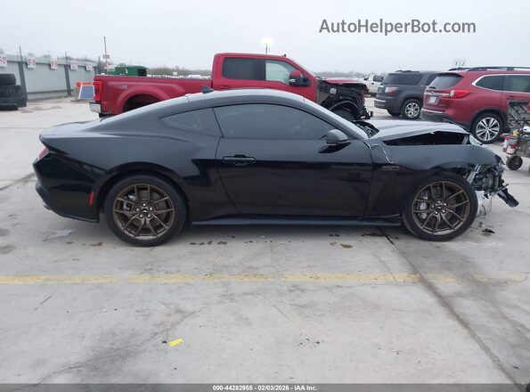 1FA6P8CF6R5421103 2024 FORD MUSTANG Черный Панорамный вид салона 360°