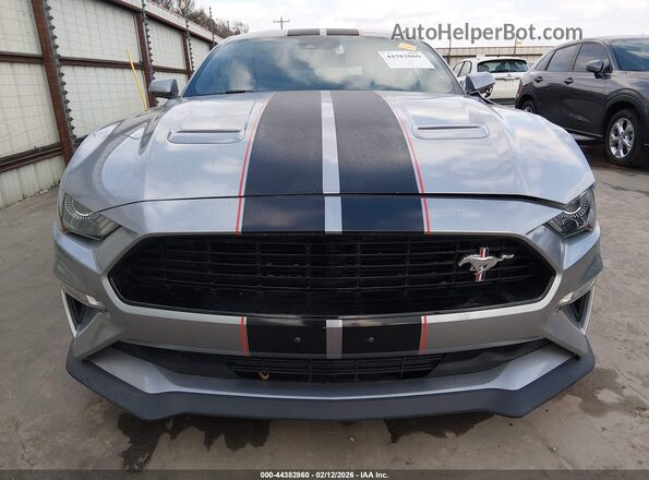 1FA6P8CF7L5121643 2020 FORD MUSTANG Серебряный Вид щитка приборов