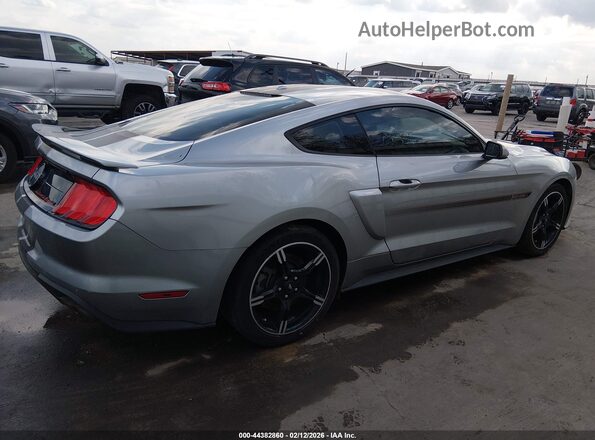 1FA6P8CF7L5121643 2020 FORD MUSTANG Серебряный Вид задней части салона