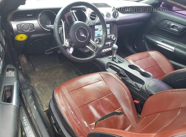 1FA6P8TH4H5208313 2017 FORD MUSTANG Черный Вид панели приборов