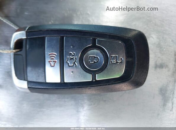 1FA6P8THXJ5173993 2018 FORD MUSTANG Черный Вид панели приборов