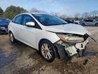2017 Ford Focus Se Белый vin: 1FADP3F25HL251295