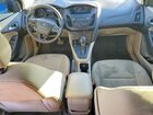 2018 Ford Focus Se Синий vin: 1FADP3F26JL241445