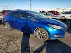 2018 Ford Focus Se Синий vin: 1FADP3F26JL241445