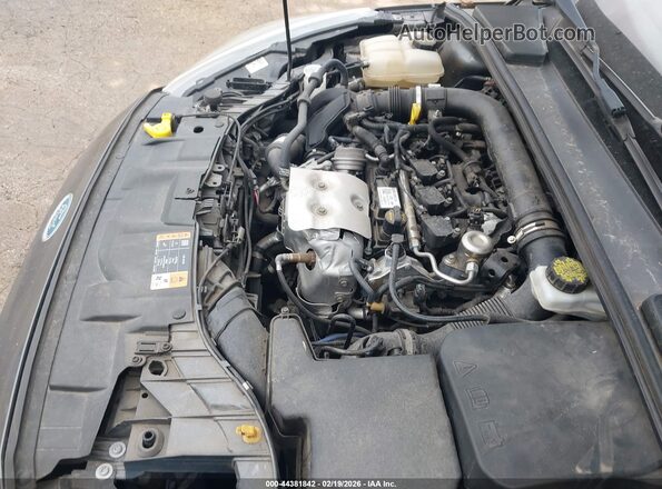 1FADP3FE5JL270526 2018 FORD FOCUS Серый Вид спереди